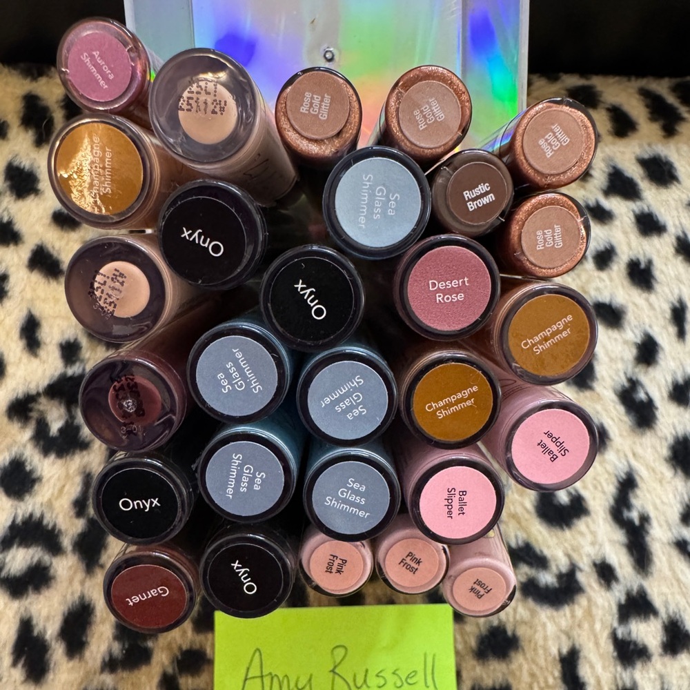 28 Senegence Shadowsense New